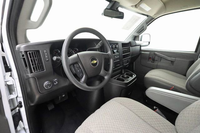 Used 2024 Chevrolet Express 3500 LT w/ LT Preferred Equipment Group image 8