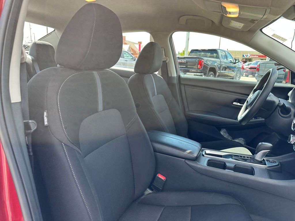 Used 2024 Nissan Sentra SV FWD image 18