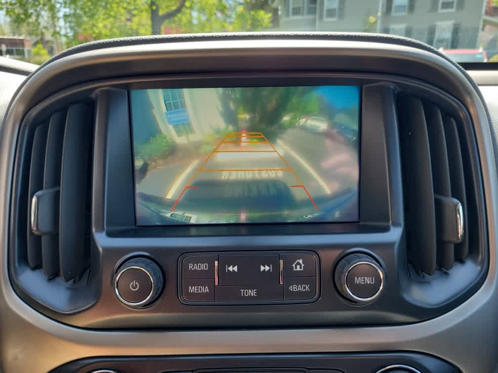 Used 2017 Chevrolet Colorado Z71 AWD/4WD image 14