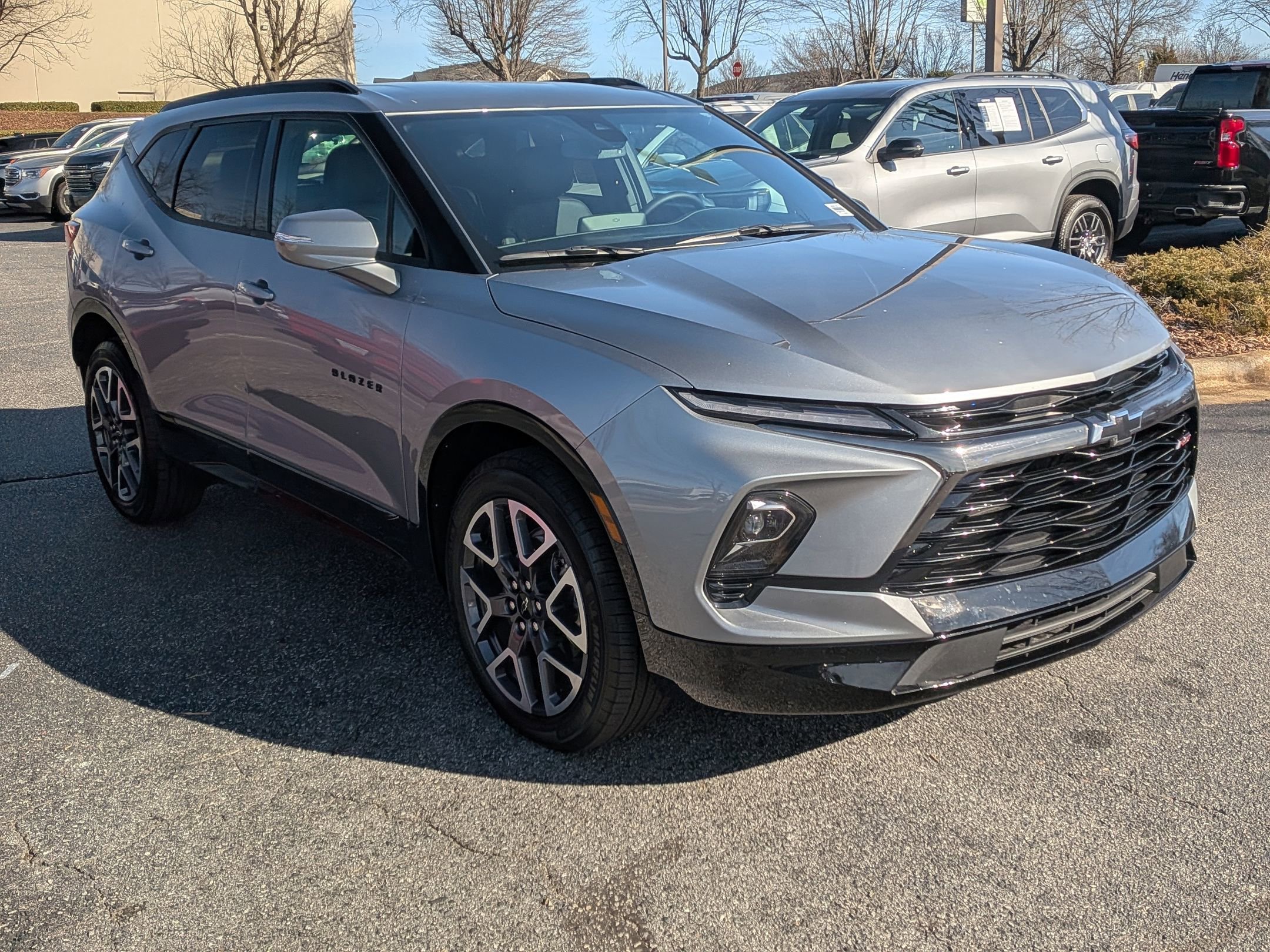 Certified 2025 Chevrolet Blazer RS image 2