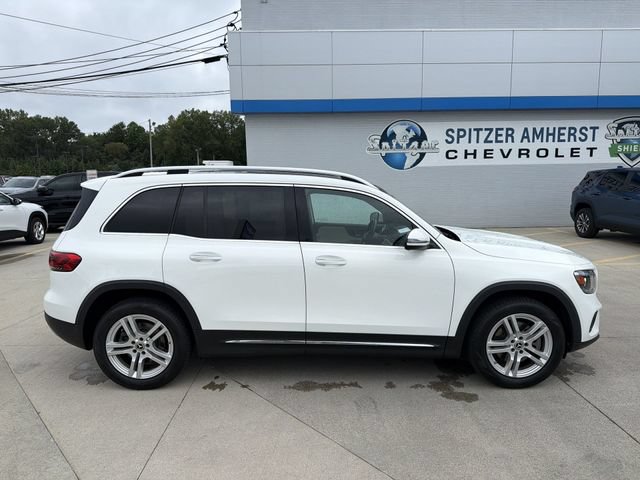 Used 2021 Mercedes-Benz GLB 250 4MATIC w/ Premium Package image 11