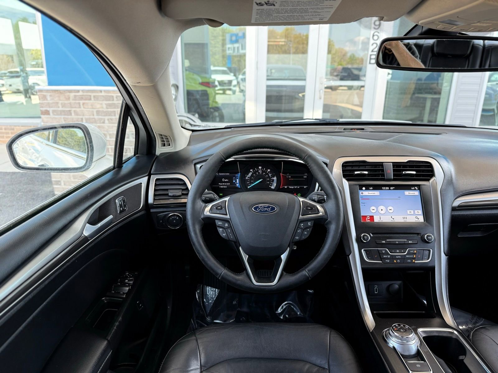 Used 2018 Ford Fusion SE w/ Equipment Group 602A FWD image 26