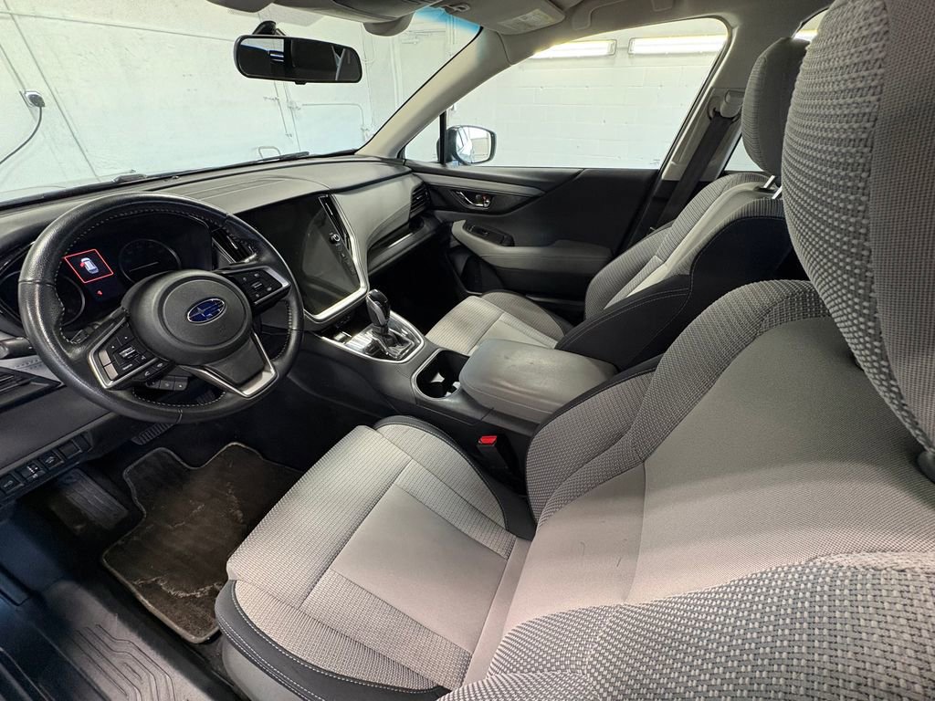 Used 2022 Subaru Outback Premium image 19