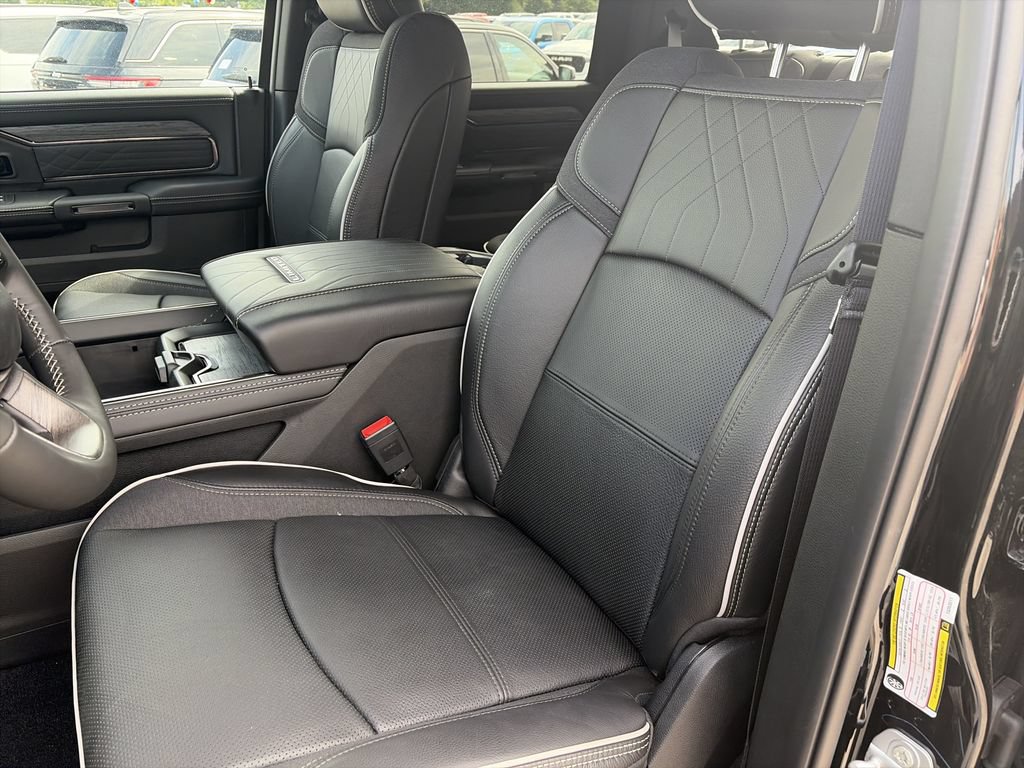 New 2026 RAM 2500 Limited AWD/4WD image 11