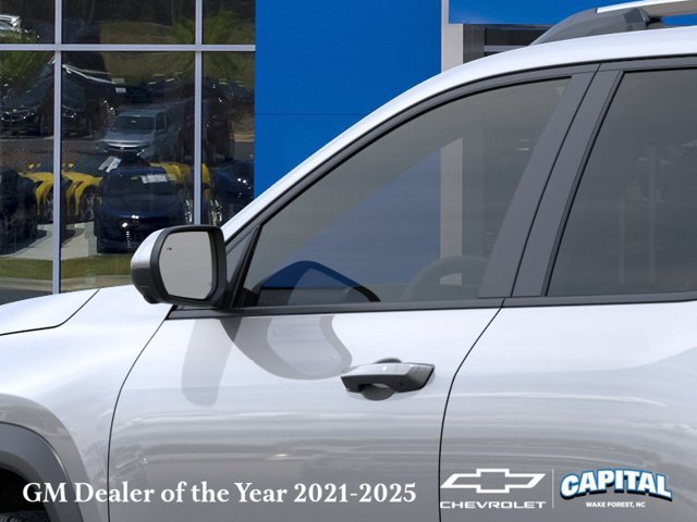 New 2027 Chevrolet Equinox LT w/ Convenience Package II FWD image 13