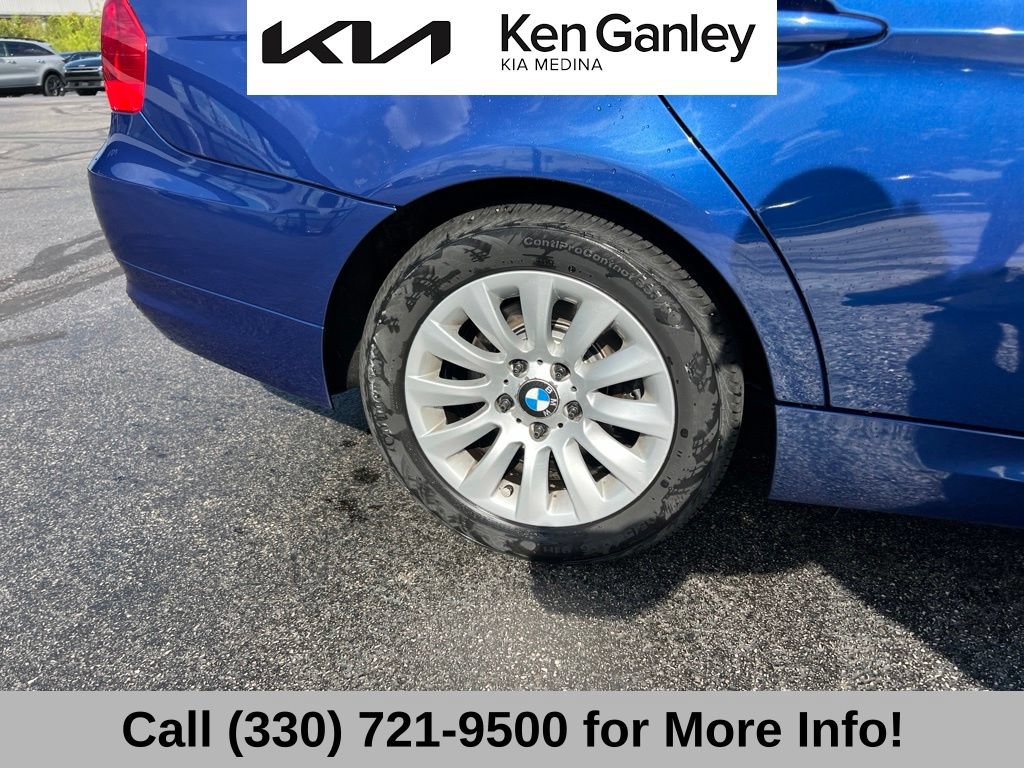 Used 2009 BMW 328i xDrive Sedan AWD/4WD image 18
