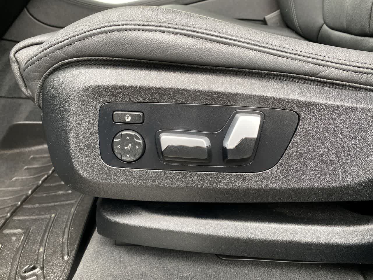 Used 2021 BMW X5 xDrive40i w/ Premium Package AWD/4WD image 15