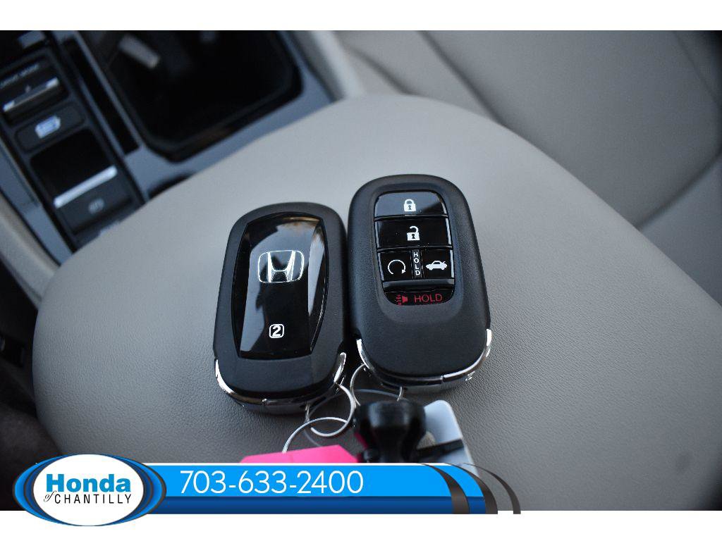 New 2026 Honda Accord Hybrid EX-L image 40