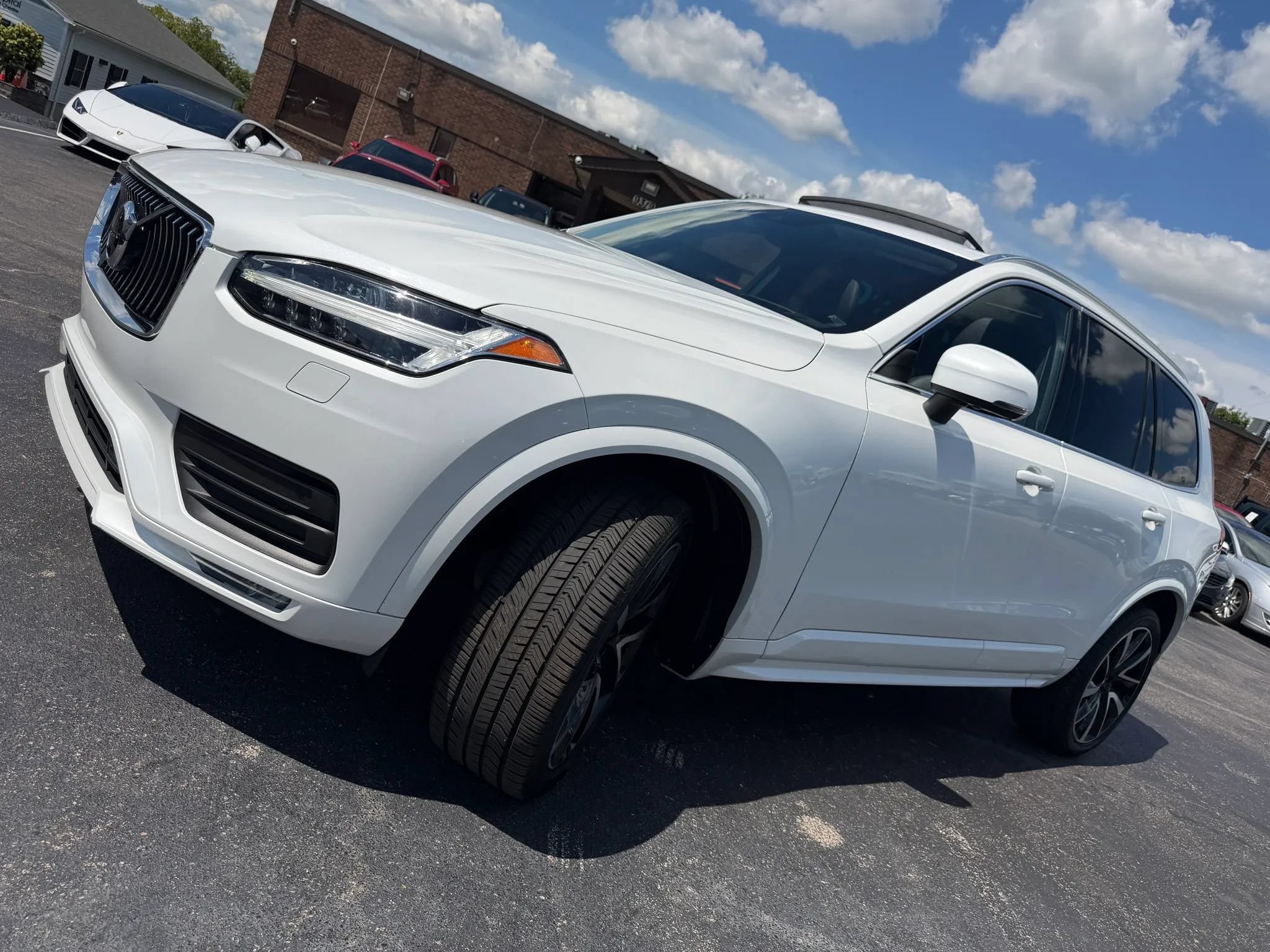 Used 2020 Volvo XC90 T6 Momentum w/ Protection Package AWD/4WD image 54