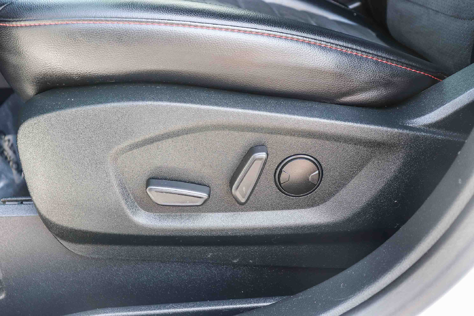 Used 2022 Ford Edge ST-Line AWD/4WD image 27