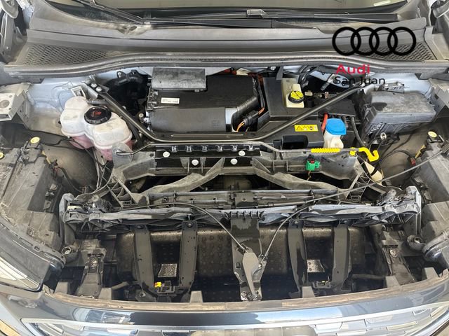 Used 2023 Audi Q4 e-tron Premium Plus w/ Premium Plus image 4