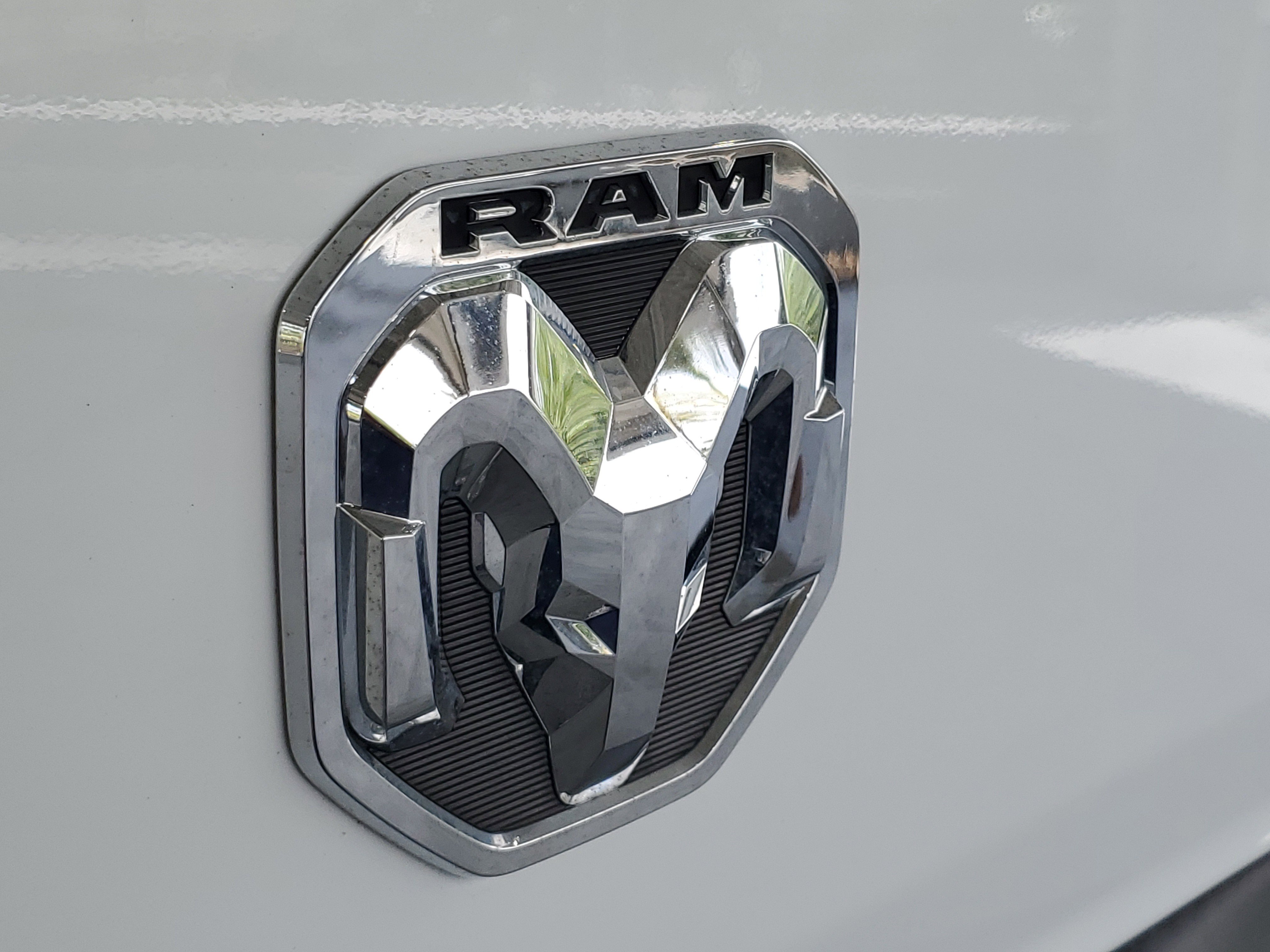 Used 2025 RAM ProMaster 2500 w/ Convenience Group FWD image 5