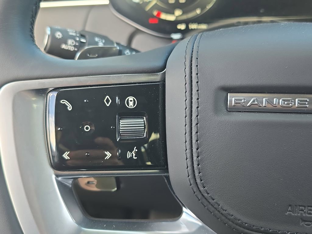 New 2026 Land Rover Range Rover SV image 18