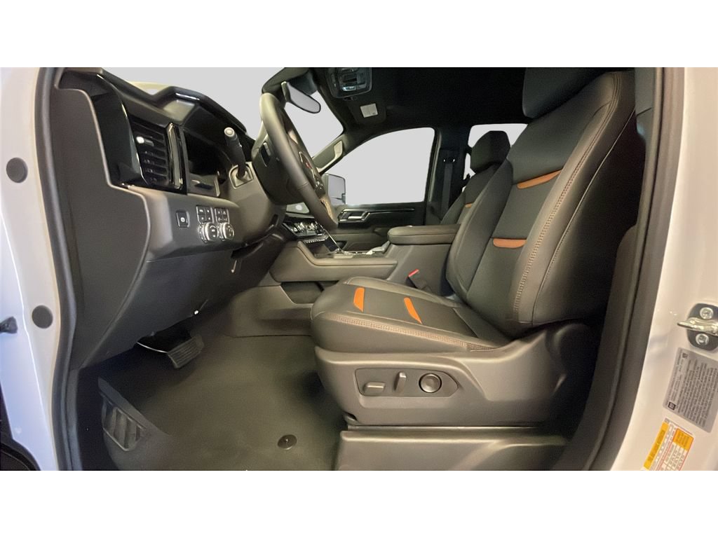 New 2026 GMC Sierra 2500 AT4 w/ AT4 Premium Plus Package AWD/4WD image 11