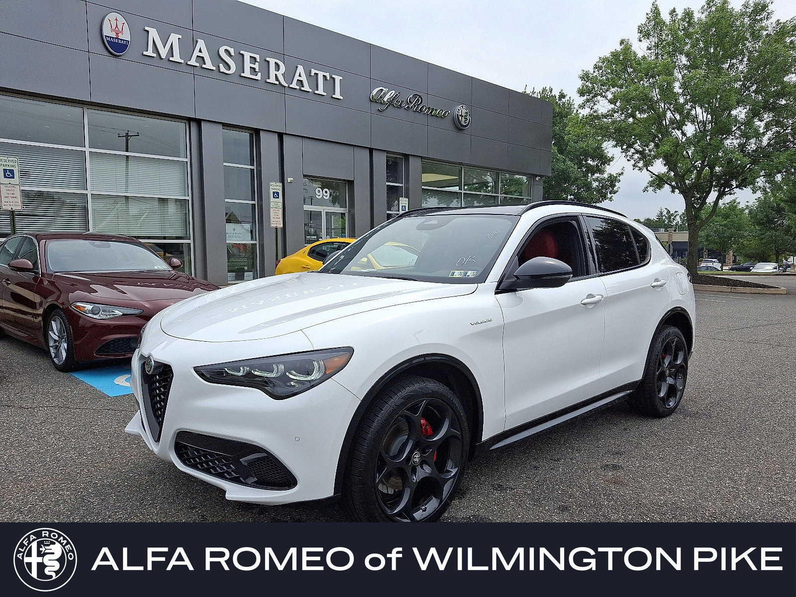New 2025 Alfa Romeo Stelvio Sprint w/ Veloce Package