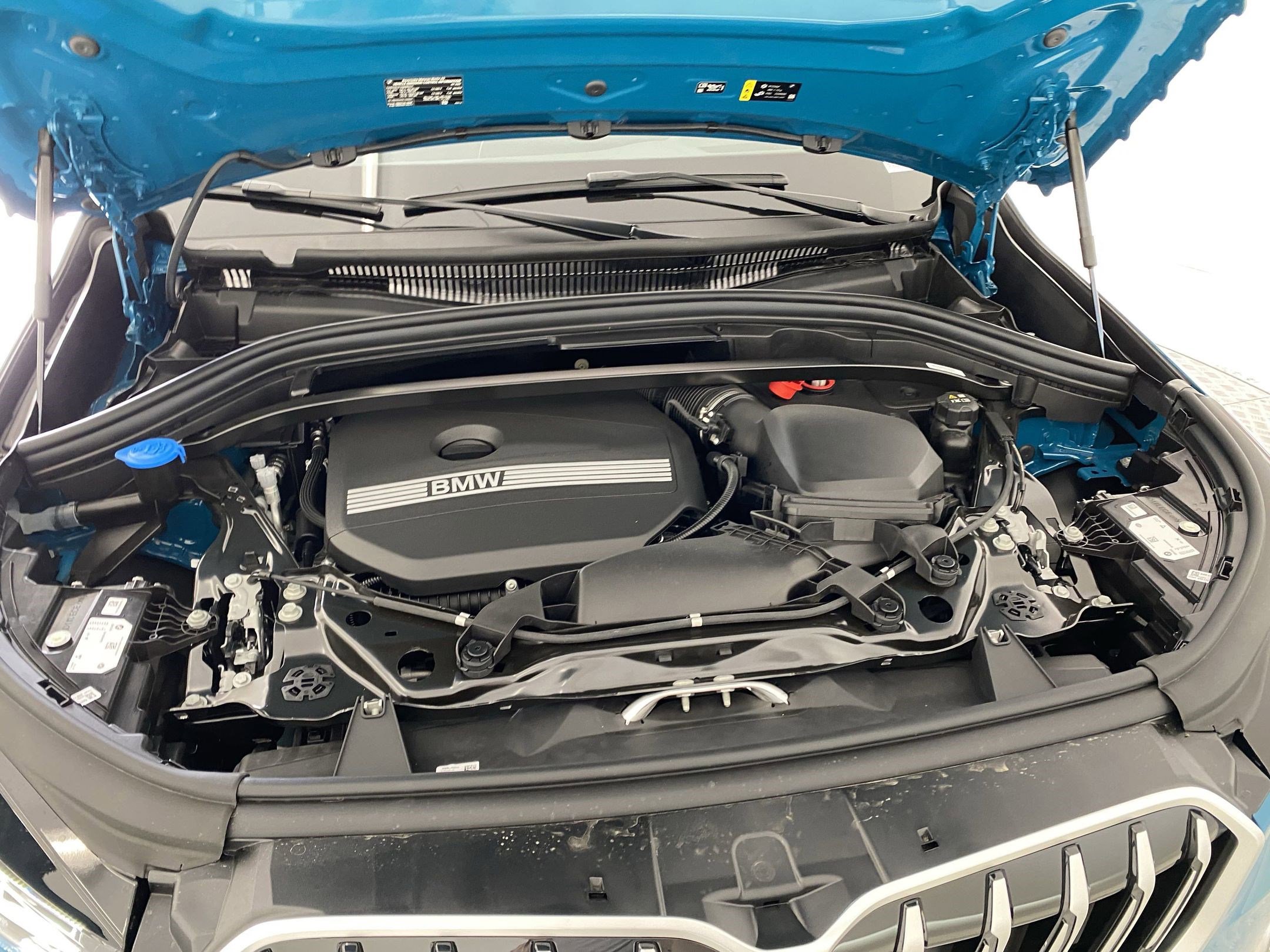 Used 2025 BMW X1 xDrive28i w/ Technology Package image 31