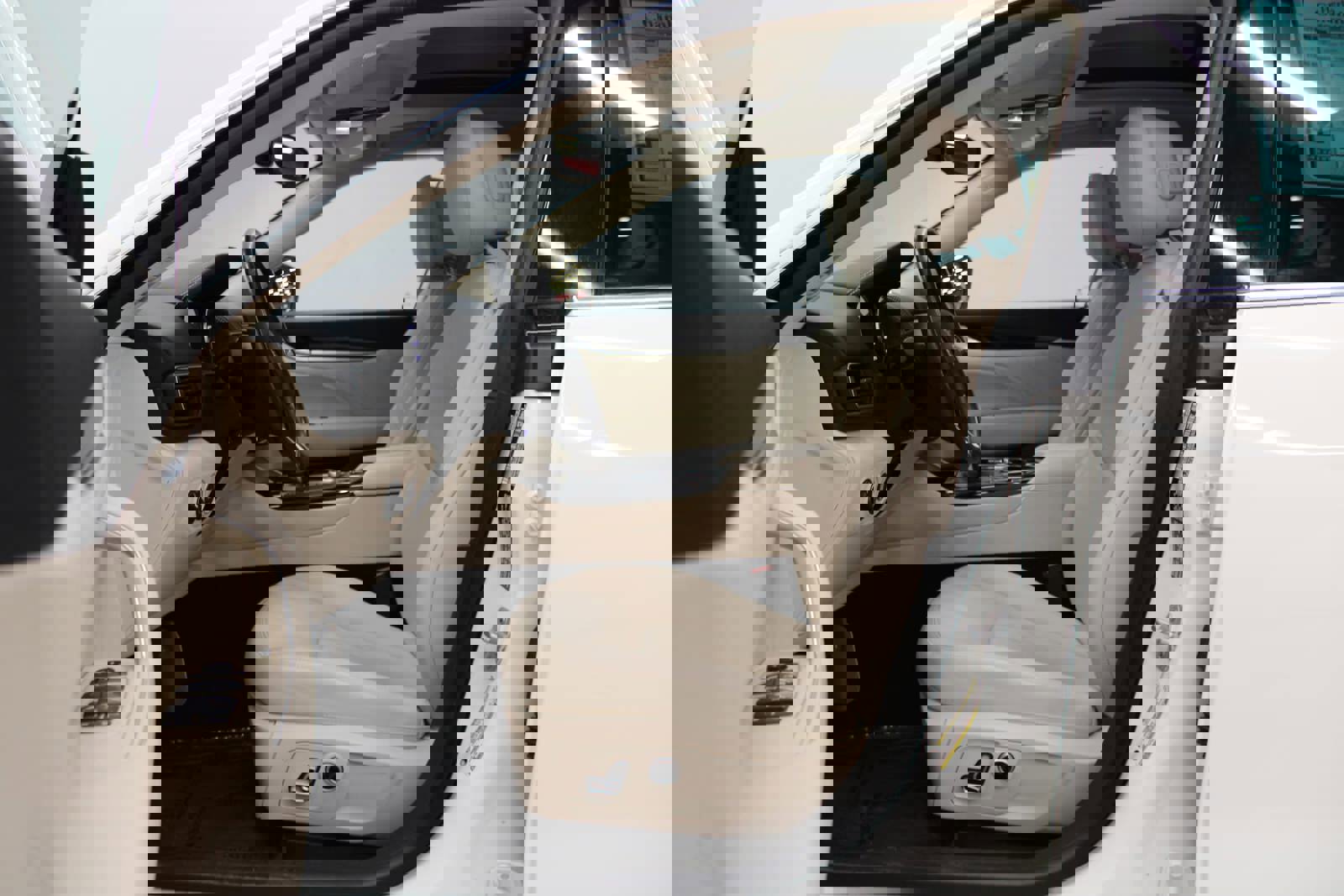 Used 2022 Maserati Levante GT image 14