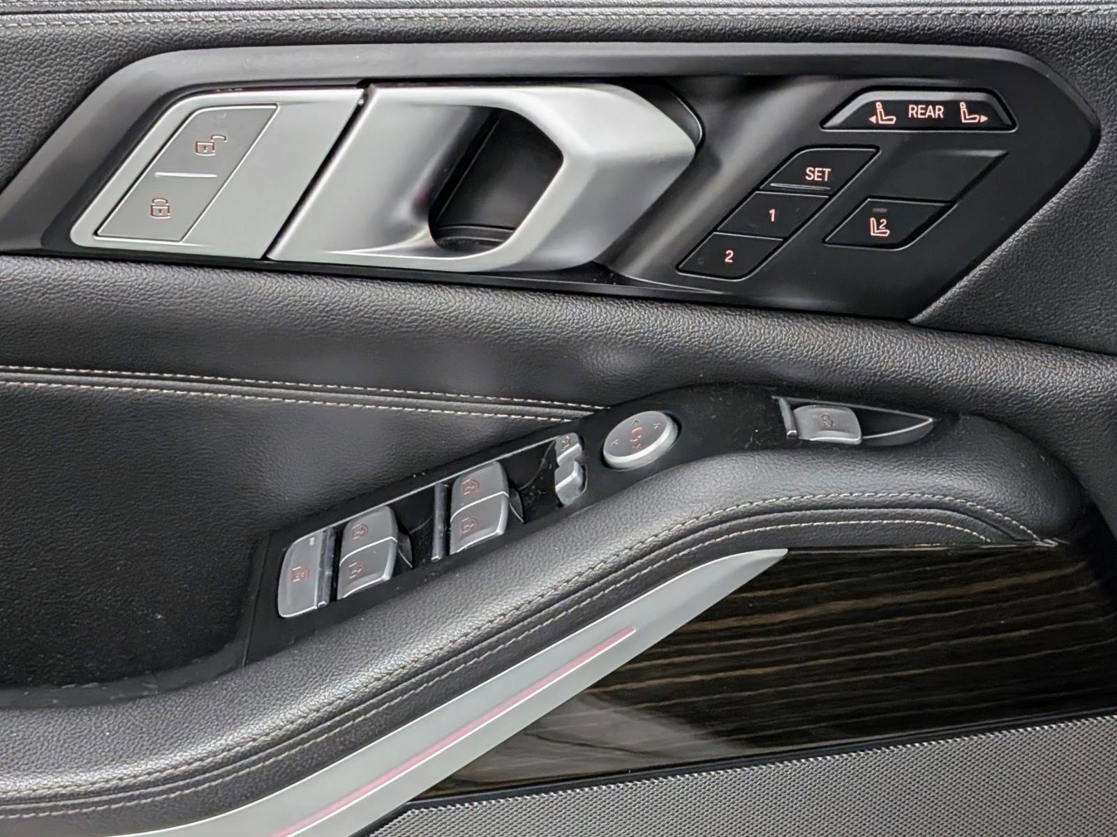 Used 2019 BMW X7 xDrive50i image 14