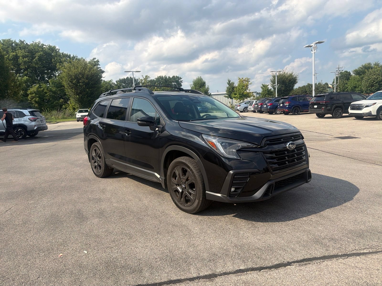 Used 2023 Subaru Ascent Onyx Edition AWD/4WD image 10
