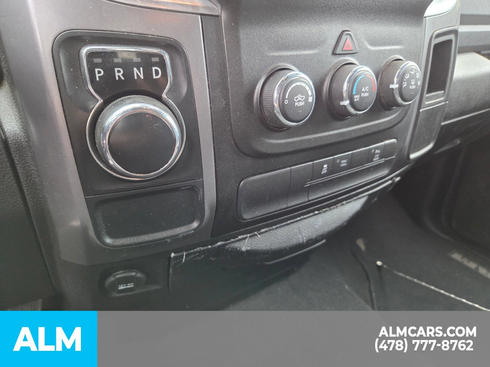 Used 2022 RAM 1500 Classic Warlock RWD image 9