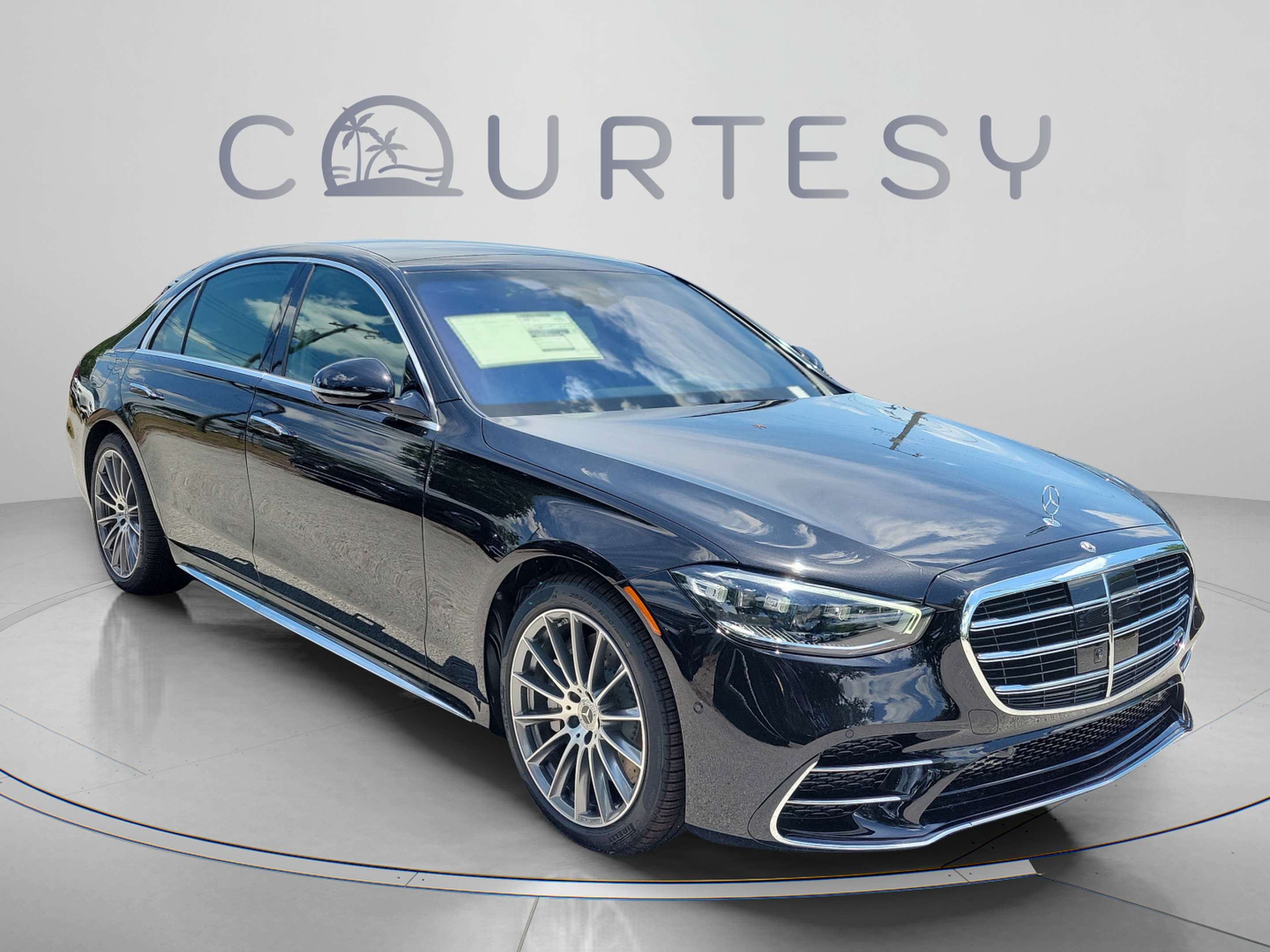 New 2026 Mercedes-Benz S 500 4MATIC image 4