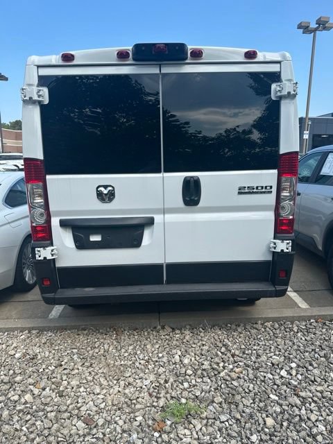 Used 2025 RAM ProMaster 2500 w/ U-Haul Equipment Group FWD image 4