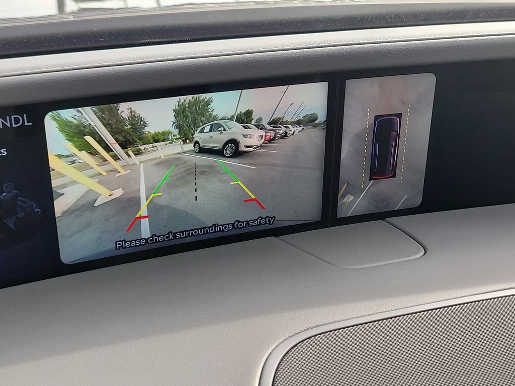 Certified 2025 Lincoln Nautilus Premier image 22