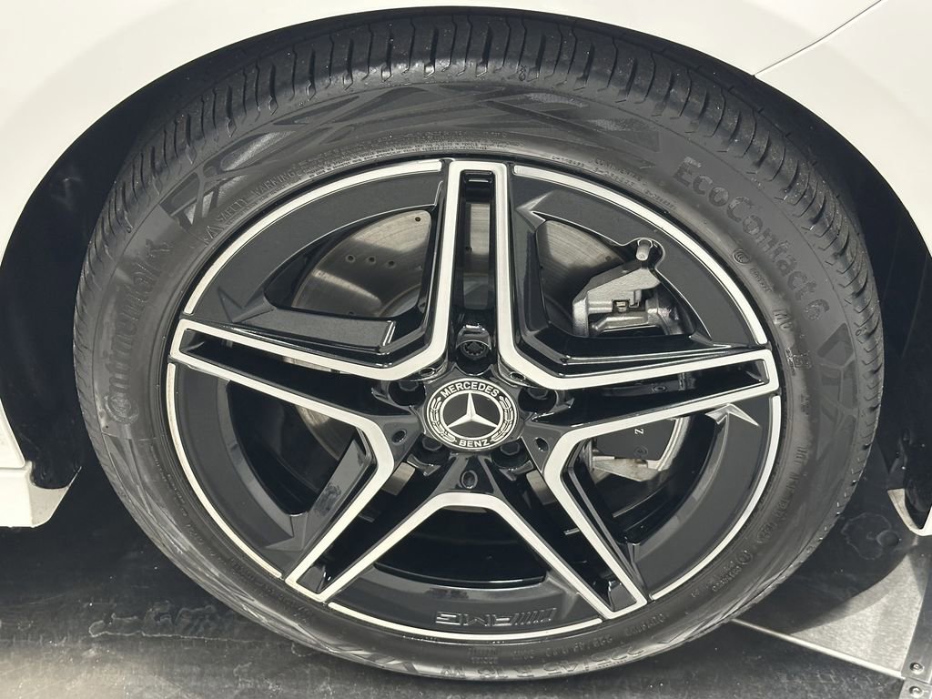 Certified 2025 Mercedes-Benz CLA 250 4MATIC image 13