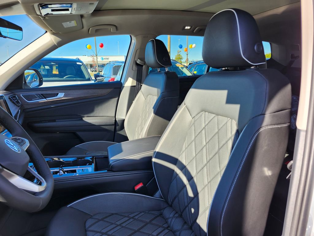 New 2026 Volkswagen Atlas SEL Premium R-Line image 7