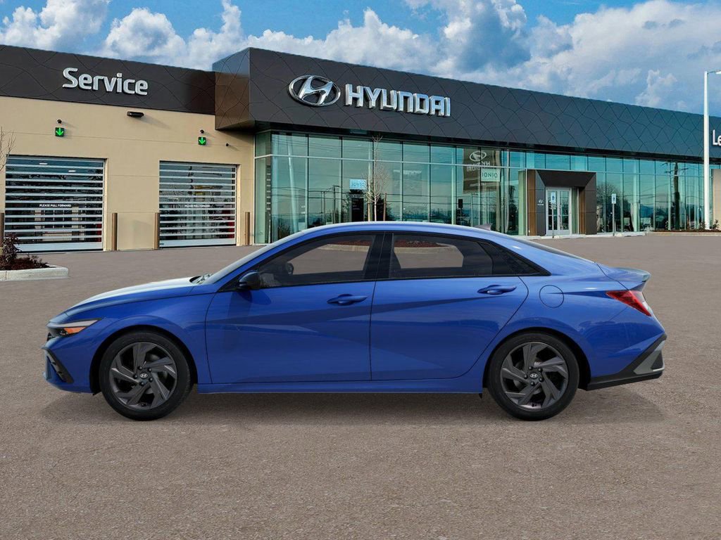 New 2026 Hyundai Elantra Sport image 3