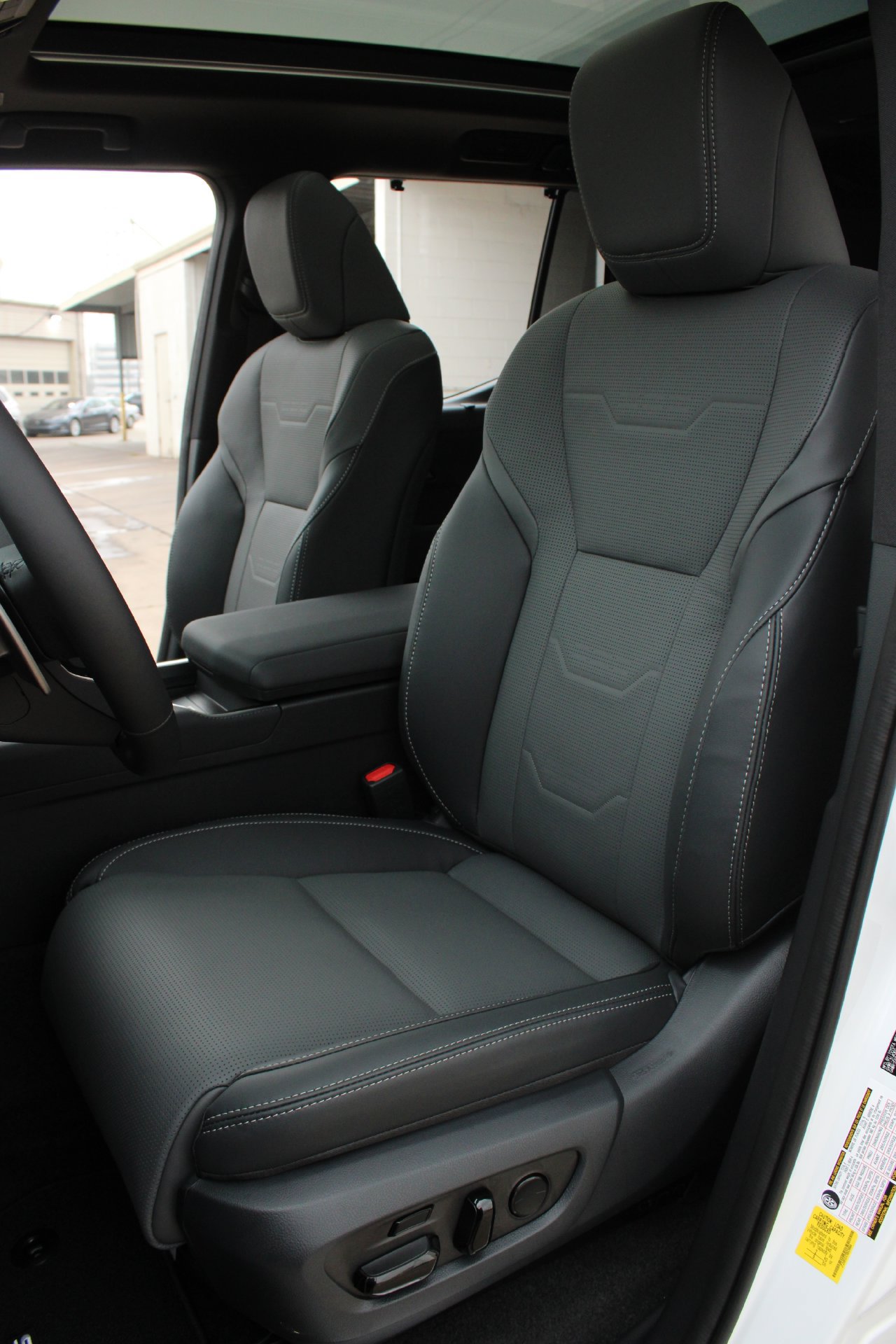 Used 2026 Lexus GX 550 AWD/4WD image 8