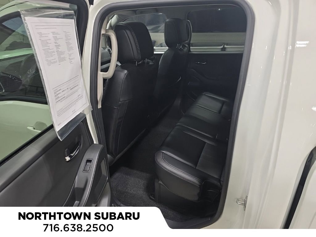 Used 2024 Nissan Frontier SL w/ Technology Package image 12