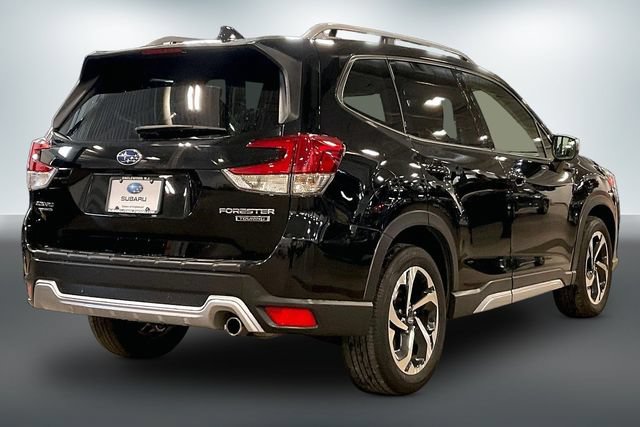Used 2023 Subaru Forester Touring AWD/4WD image 13