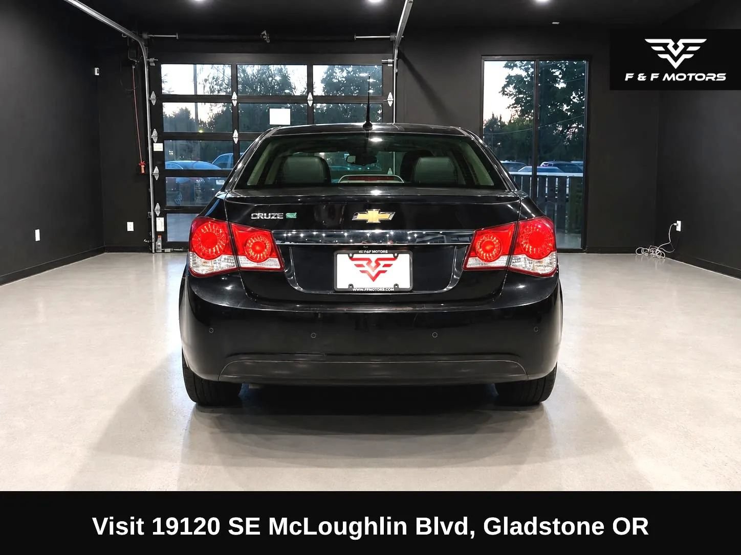 Used 2014 Chevrolet Cruze Diesel w/ Enhanced Safety Package FWD image 4