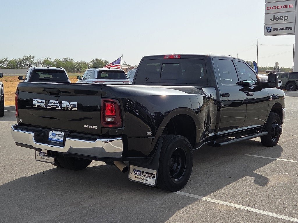 Used 2025 RAM 3500 Tradesman AWD/4WD image 5