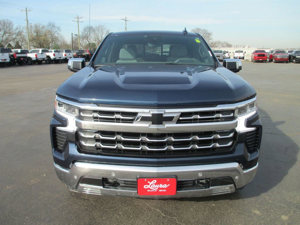 Used 2023 Chevrolet Silverado 1500 LTZ image 14