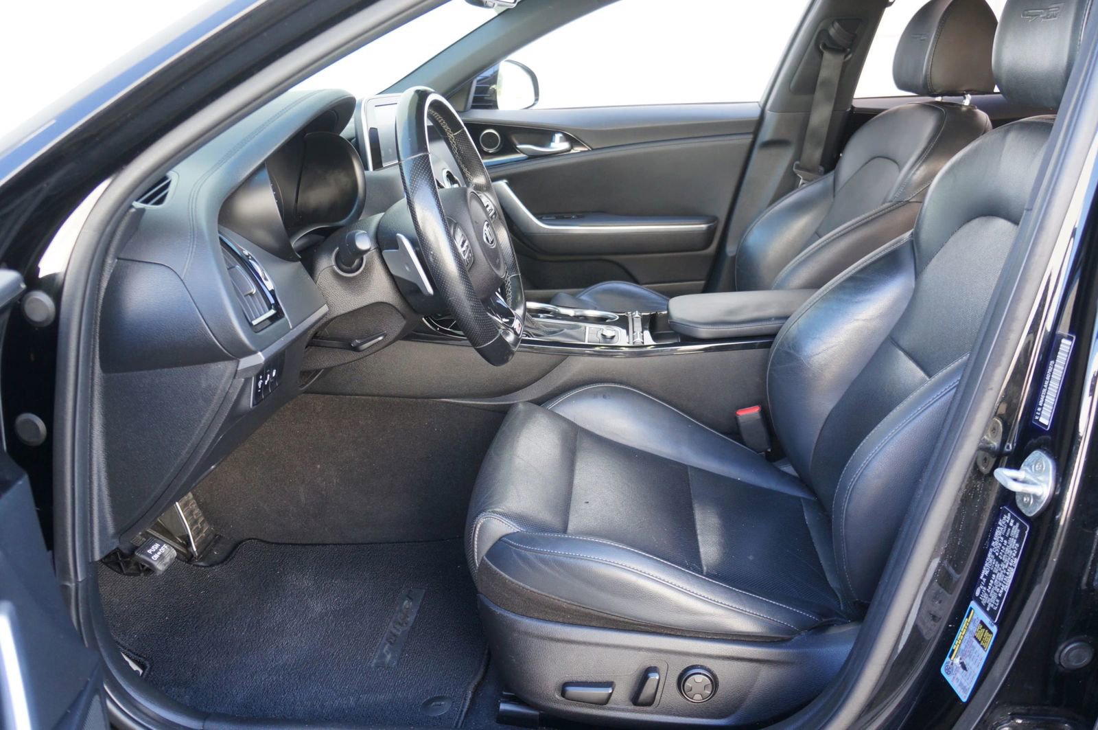 Used 2020 Kia Stinger GT-Line image 25