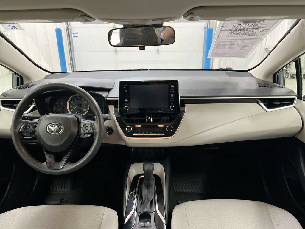 Used 2020 Toyota Corolla LE w/ LE Premium Package FWD image 10