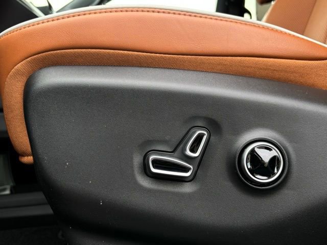 New 2026 Chrysler Pacifica Pinnacle image 12