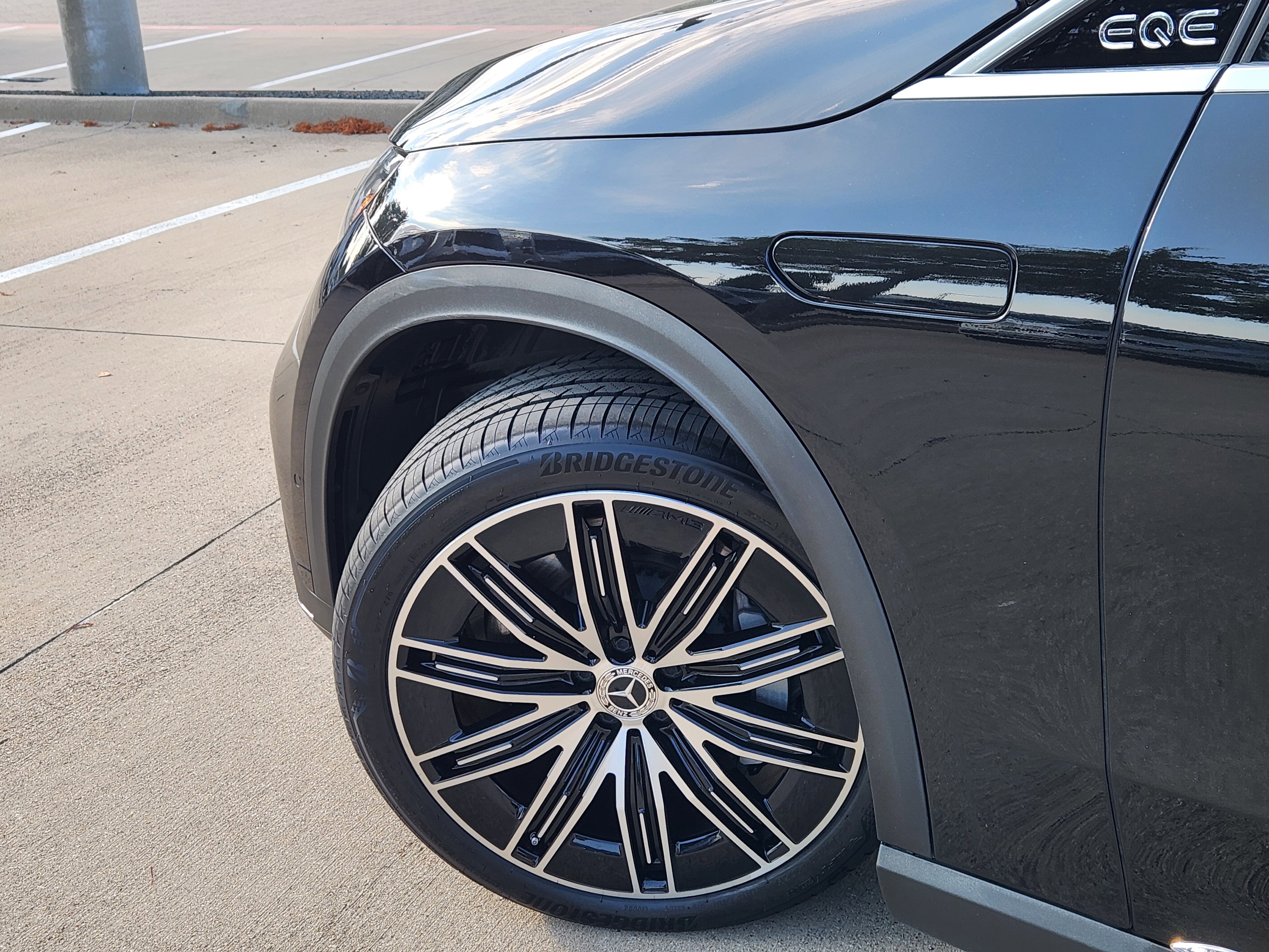 Used 2023 Mercedes-Benz EQE 350+ SUV image 6