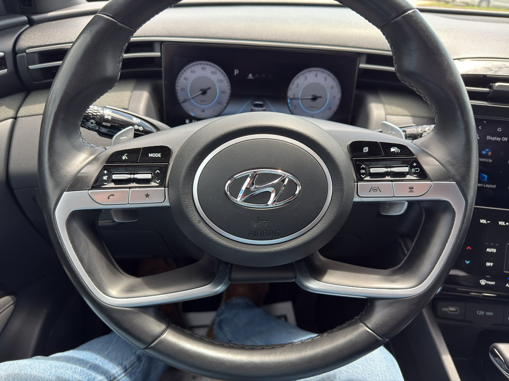 Used 2022 Hyundai Santa Cruz Limited AWD/4WD image 16