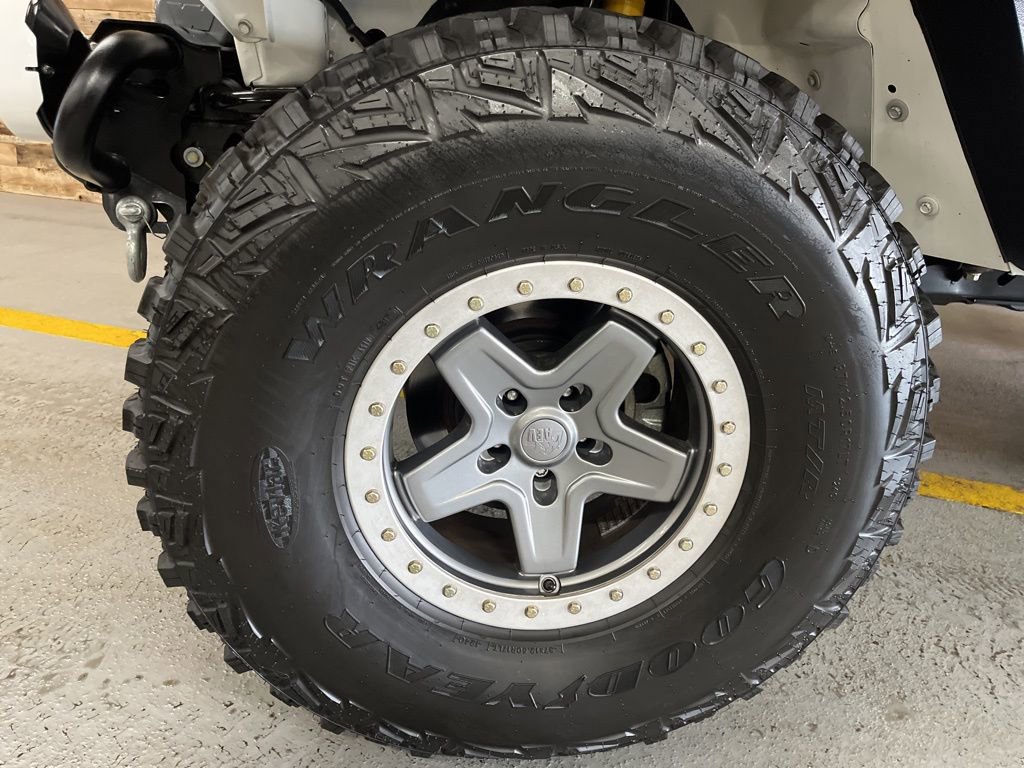 Used 2006 Jeep Wrangler Unlimited Rubicon AWD/4WD image 5