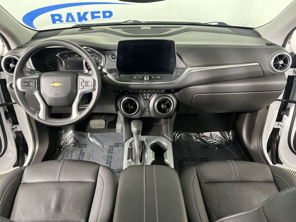 Certified 2024 Chevrolet Blazer LT w/ Midnight/Sport Edition AWD/4WD image 8