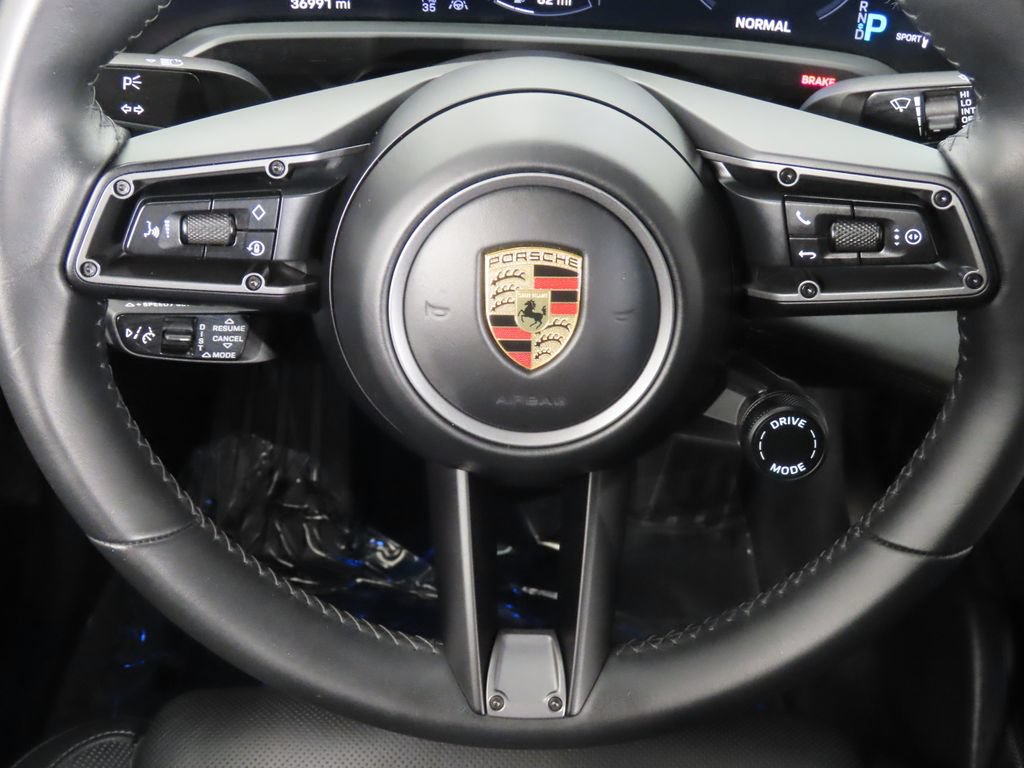 Certified 2021 Porsche Taycan Turbo S w/ Premium Package AWD/4WD image 18