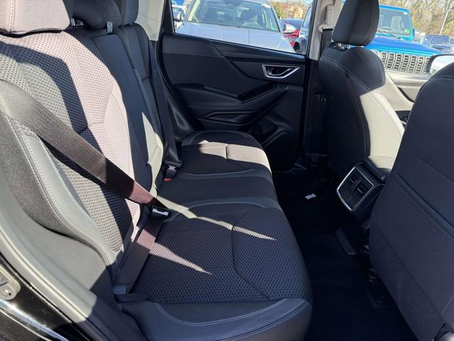 Used 2021 Subaru Forester Premium image 8