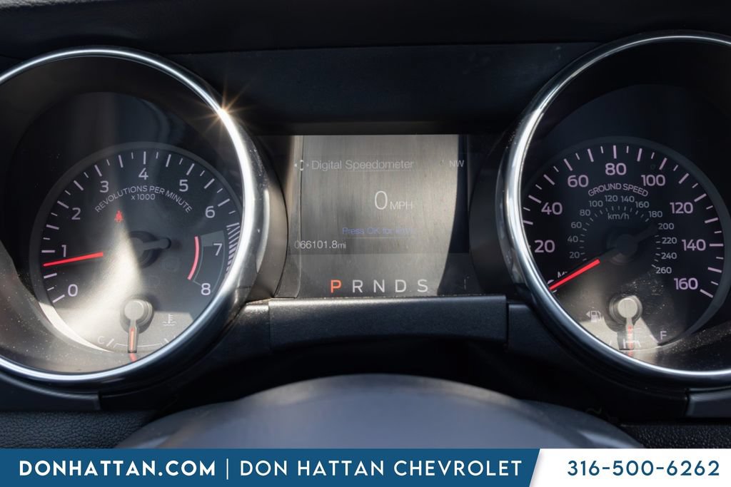 Used 2021 Ford Mustang Premium RWD image 7