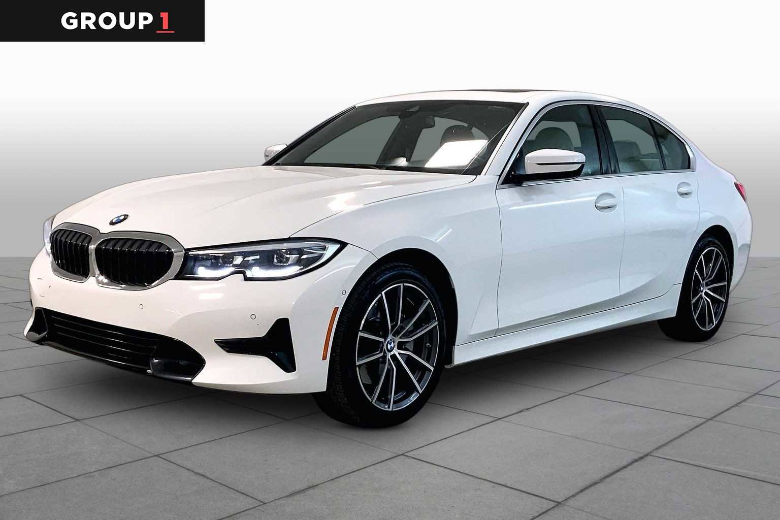 Used 2022 BMW 330i xDrive Sedan w/ Driving Assistance Package image 1