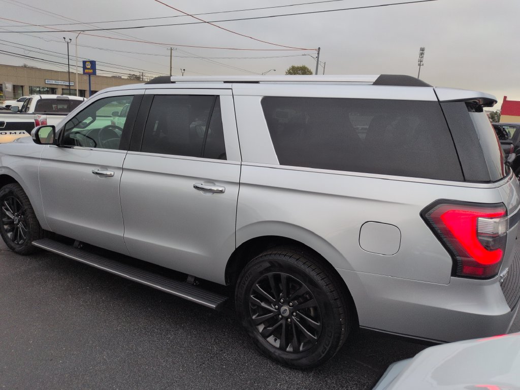 Used 2019 Ford Expedition Max Limited AWD/4WD image 4