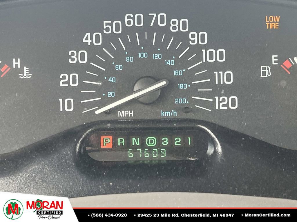 Used 2004 Buick Century Custom FWD image 16