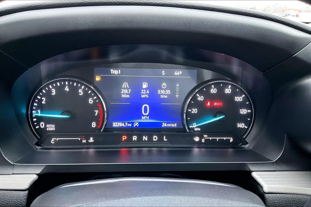 Used 2024 Ford Explorer XLT w/ Equipment Group 202A image 18